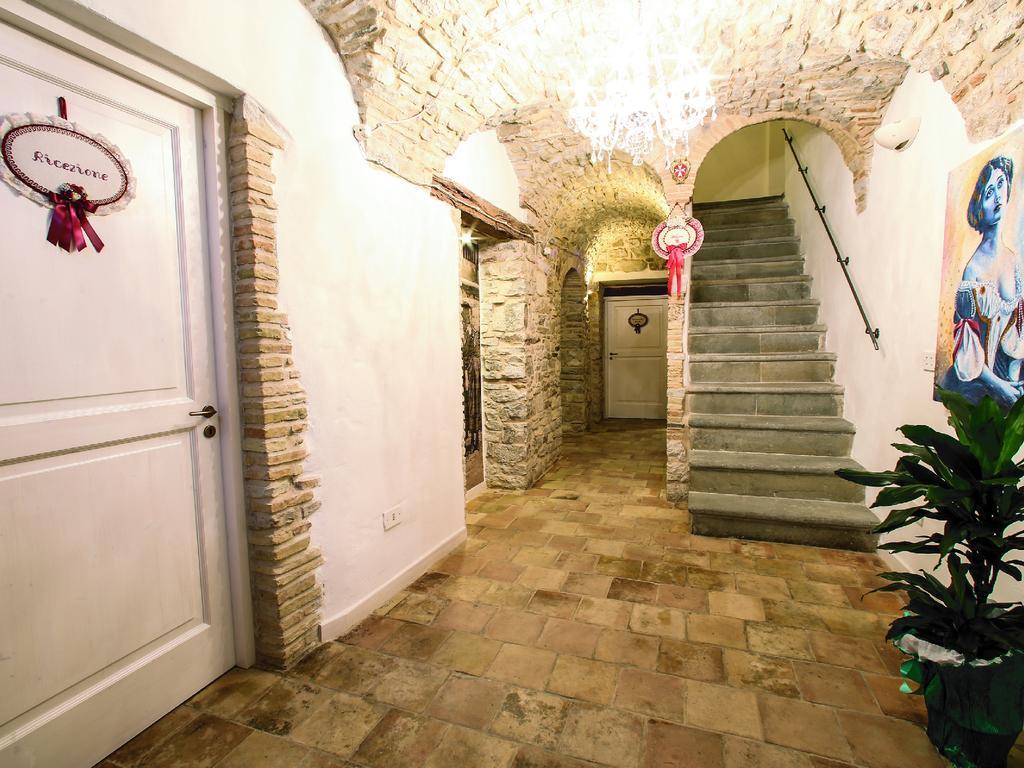 I Templari Di Alberona Hotel Екстериор снимка
