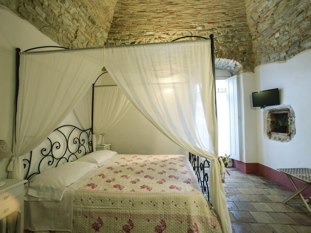 I Templari Di Alberona Hotel Стая снимка