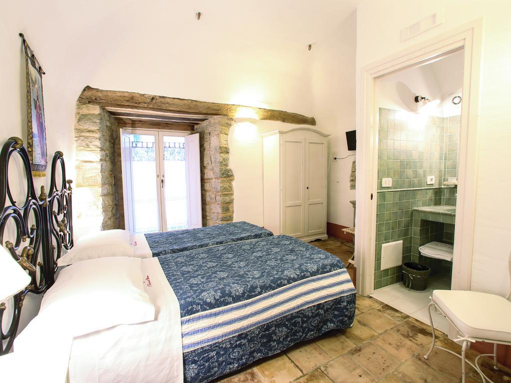 I Templari Di Alberona Hotel Стая снимка